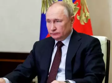 Guerre en Ukraine : Vladimir Poutine déserte Moscou après des mois de conflit !