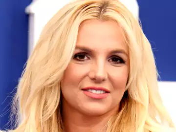 Britney Spears en deuil, la chanteuse rompt le silence après une fausse couche : "Quand je regarde en arrière