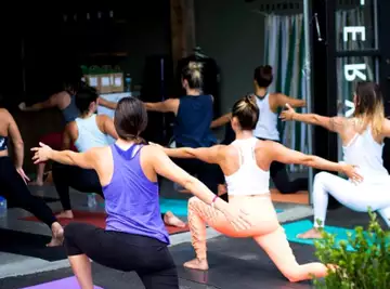 Des tapis, des accessoires... profitez des prix bas pour votre équipement de yoga sur Amazon.