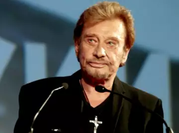 Johnny Hallyday : découvrez son célèbre bijou, que sa fille Jade ne quitte jamais !