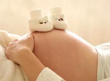 Vierge et célibataire à 36 ans donne miraculeusement naissance à une petite fille