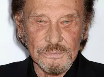 Johnny Hallyday : son "fils spirituel" se confie en direct dans TPMP sur les abus sexuels dont il a été victime