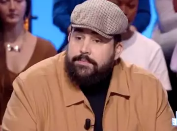 Les enfants de la télé : Artus quitte soudainement le plateau de l'émission après une erreur de Laurent Ruquier