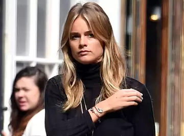 L'ex du prince Harry, Cressida Bonas, impliquée dans une sombre affaire de drogue : Une valise contenant de l'argent retrouvée dans son appartement londonien !