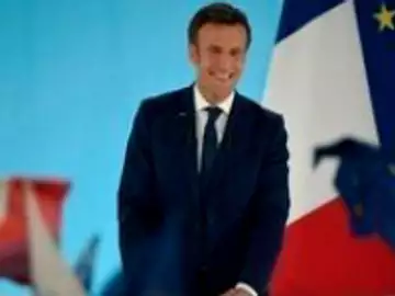 Après sa participation à un dîner pro-Macron, un chroniqueur de CNews aurait été écarté de l'émission !