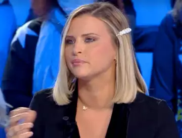 Kelly Vedovelli : Nous avons trouvé la parfaite petite robe noire qu'elle portait à TPMP !