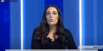 Main aux fesses et insultes pendant une émission en direct : Une journaliste se fait agresser... Ces images CHOC ont fait le tour du monde sur Internet !