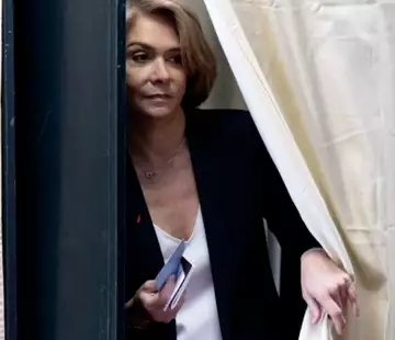Valérie Pecresse prend la parole et met en garde après la réélection d'Emmanuel Macron