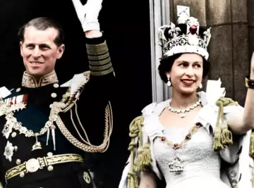 La famille royale sous la loupe : le couronnement de la reine Elizabeth II