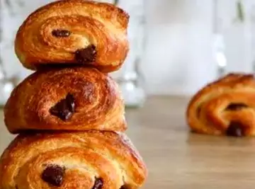 "Pain au chocolat" ou "chocolatine" ? Il écope de 4 mois de prison après un débat houleux qui divise la France