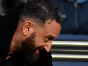 "Cyril Hanouna a publié une nouvelle version de Thierry Ardisson, qui pose la question de savoir pourquoi il est toujours là.