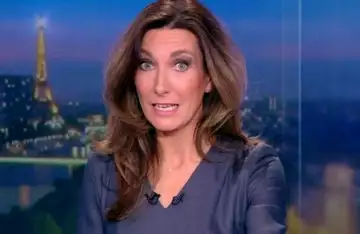 Anne-Claire Coudray : Cette grosse bourde a été commise par la journaliste devant un proche d'Emmanuel Macron.