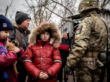Guerre en Ukraine : des soldats russes "incités par leurs mères à tuer des civils et des enfants".