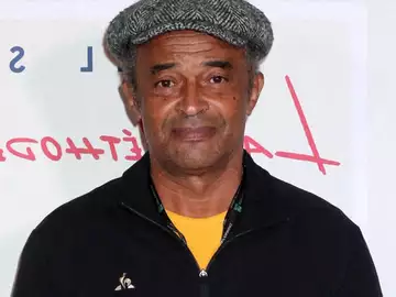 Yannick Noah : en vacances en famille en Jamaïque, son fils Joalukas embrasse une très jolie brune !