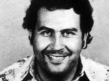 Pablo Escobar : 28 ans après sa disparition, son fils témoigne et pose une bombe sur... Michael Jackson !
