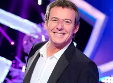 "Mais ce n'est pas possible ? On est où là ?", Jean-Luc Reichmann confondu par le comportement d'Anne-Elisabeth Lemoine dans C à Vous