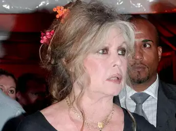 Robe de mariée, bijoux précieux, argenterie, meubles... la raison surprenante pour laquelle Brigitte Bardot a vendu tous ses biens