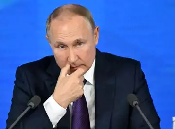Guerre en Ukraine : la doudoune de Vladimir Poutine à plus de 10.000 euros fait le (mauvais) buzz !