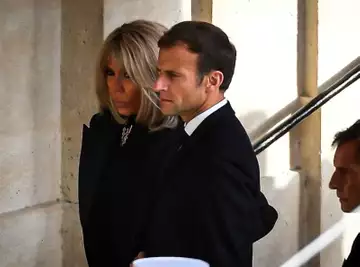 Emmanuel Macron est candidat à sa succession : sa femme Brigitte Macron est très réticente pour une raison évidente