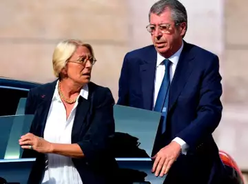 La justice renvoie les époux Isabelle et Patrick Balkany en prison car ils sont sous bracelet électronique depuis plusieurs mois pour fraude fiscale !