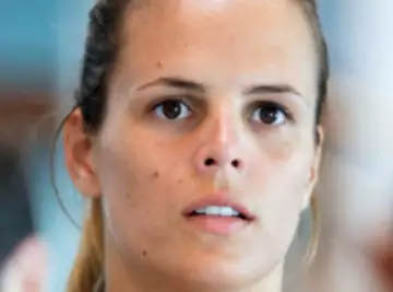 L'ex de Laure Manaudou s'est fait larguer comme un malpropre.