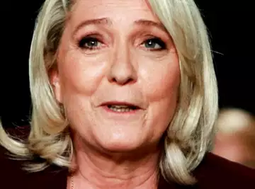 Présidentielles 2022 : pourquoi Marine Le Pen a-t-elle transféré Anne-Sophie Lapix sur France 2 ?