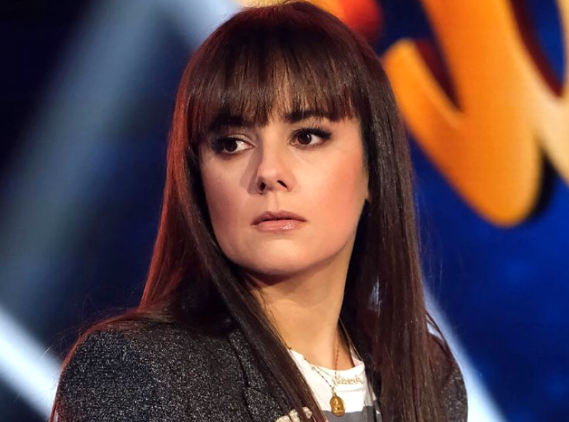 " Stéphanie a trouvé sa fille pendue dans sa chambre " : la story Instagram déchirante de la chanteuse Alizée.....
