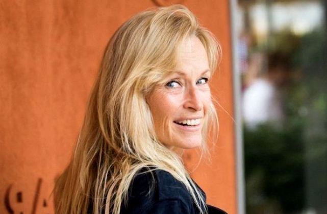 "11 ans d'amour inconditionnel..." Estelle Lefébure se dévoile comme jamais sur Instagram !
