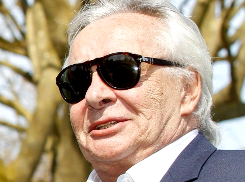 "On ne plaisante pas !" Michel Sardou n'est pas convaincu par la candidature d'Eric Zemmour à la présidentielle et le met en garde !