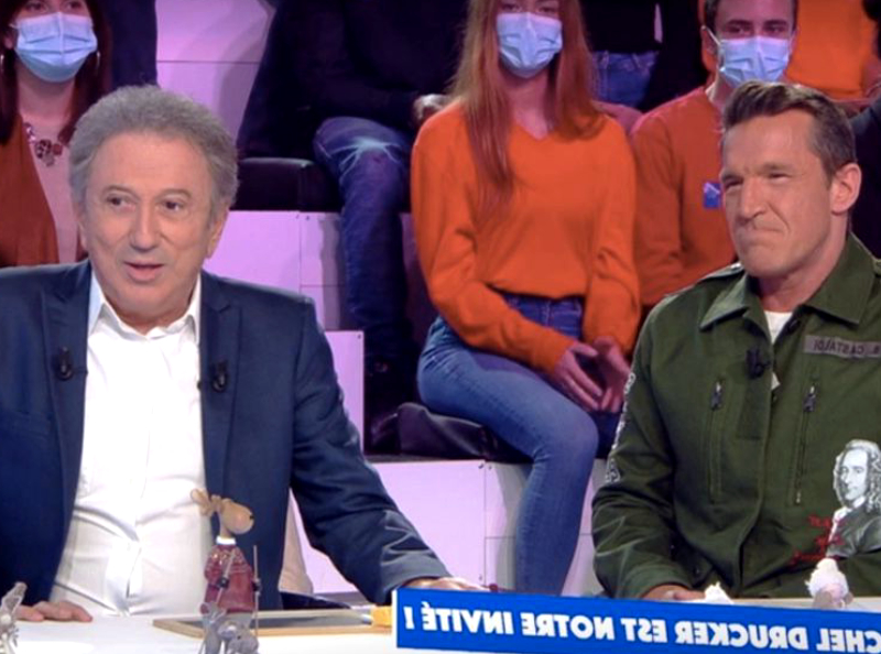 "Elles avaient une présence pulmonaire certaine" : Michel Drucker se lâche en parlant des seins de deux jeunes femmes, grand malaise dans TPMP...