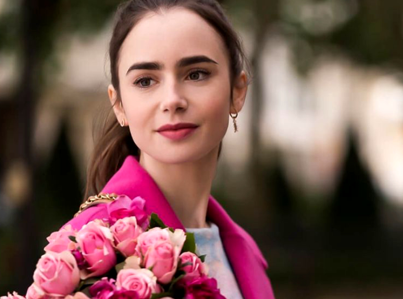 Emily in Paris (Netflix) : c'est le fond de teint que Lily Collins utilise tous les jours - et il est français !