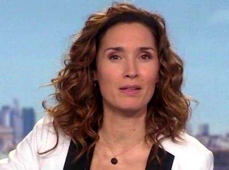 Marie-Sophie Lacarrau toujours hors du 13h JT : Cette proposition de son célèbre frère qu'elle a dû refuser...