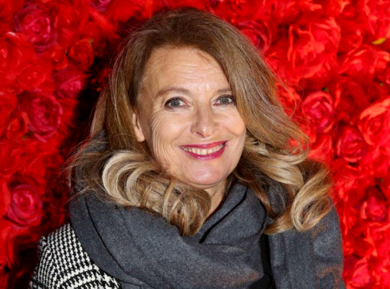 Elle a enfin accepté : l'ancienne première dame de France, Valérie Trierweiler, a commencé le tournage d'une célèbre émission de téléréalité !