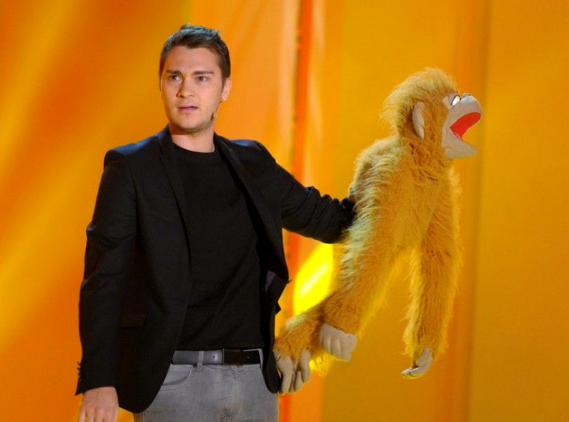 Jeff Panacloc : le célèbre ventriloque tactique Jessica Thivenin