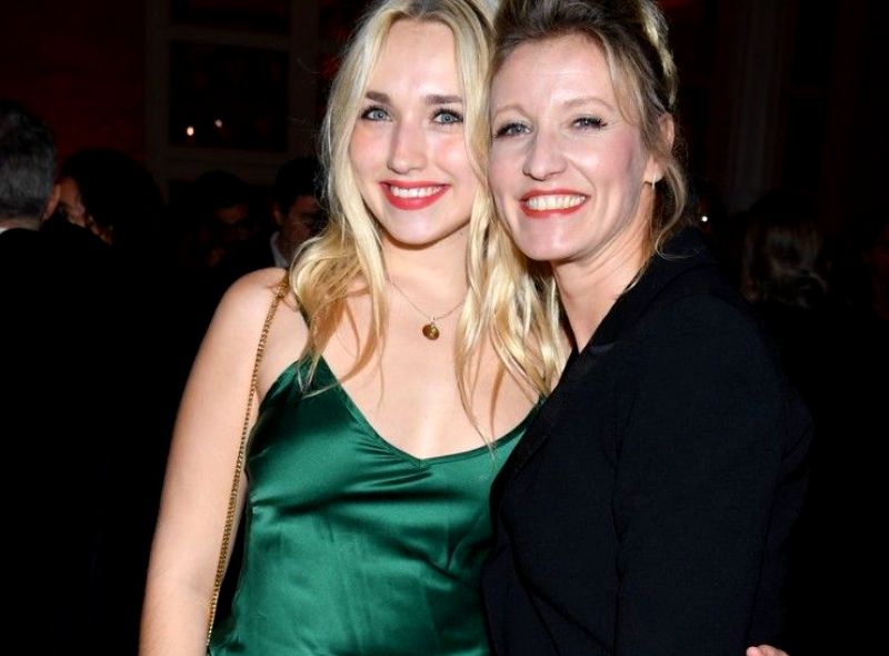 "Un boudin" : ce tacle d'Alexandra Lamy à sa fille Chloé Jouannet ne passera pas inaperçu