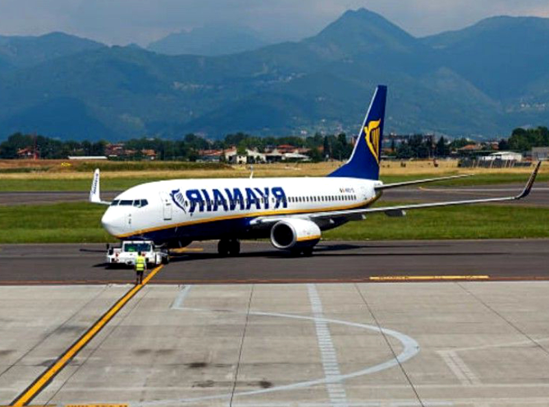 Un homme de 25 ans se masturbe dans un avion... 3 mois de prison sans sursis