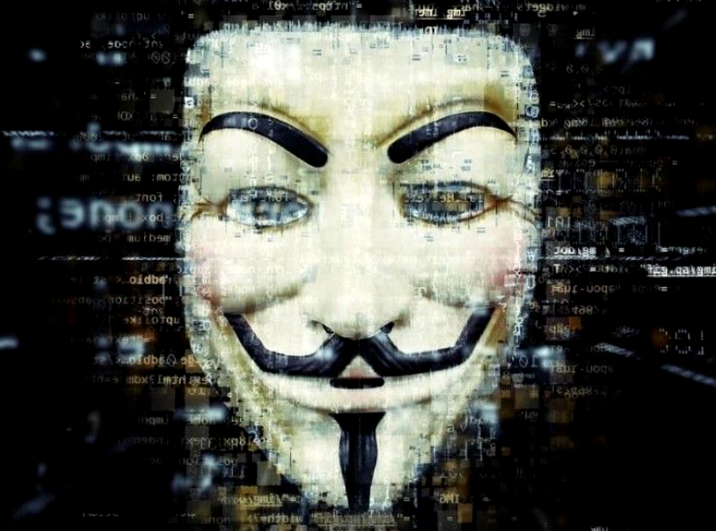 Guerre en Ukraine : Anonymous prend position et déclare la "cyber-guerre" à la Russie