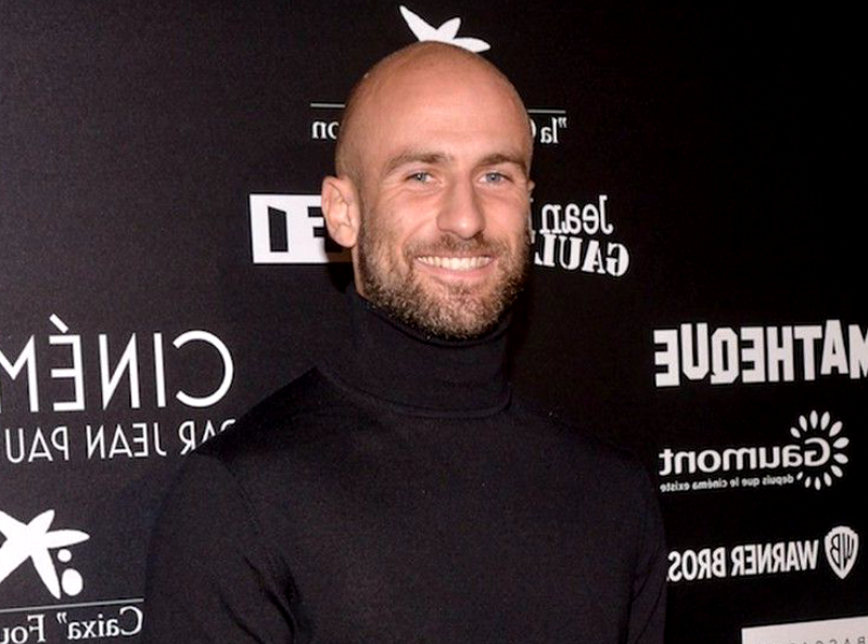 "Un petit con" : ce juré de "Dancing with the Stars" balance !