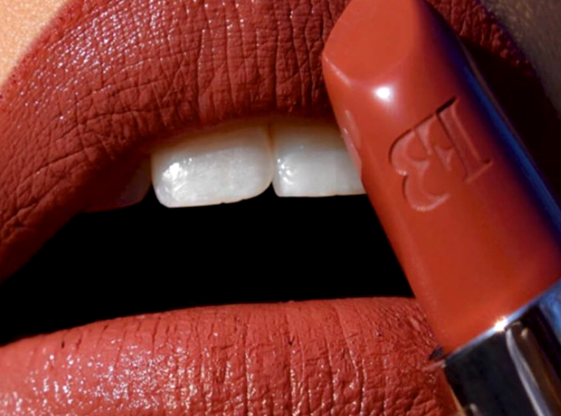 Fin du masque obligatoire : découvrez les plus beaux rouges à lèvres pour le printemps 2022