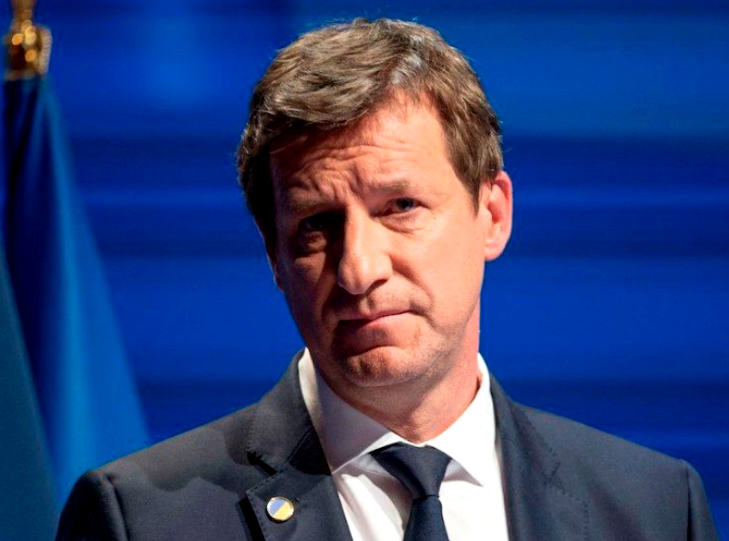 L'élection de Yannick Jadot à la présidence des Etats-Unis d'Amérique : "Notre pays crève de cette consanguinité des élites" : Yannick Jadot pique les autres candidats "déconnectés" à la présidentielle