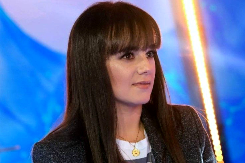 Alizée : la chanteuse dit stop à ses cheveux... son traitement, sa décision radicale !