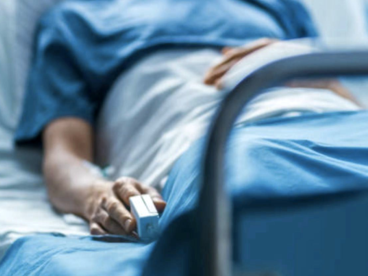 "Je ressemblais à un cadavre" : plus de deux ans à l'hôpital - un homme atteint du Covid-19 raconte son calvaire !